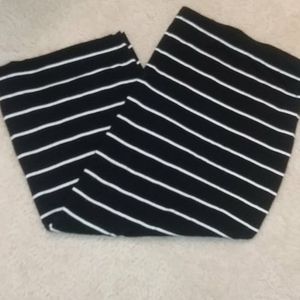 Black and white striped pencil skirt